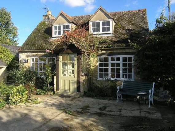 2 bedroom Detached t...